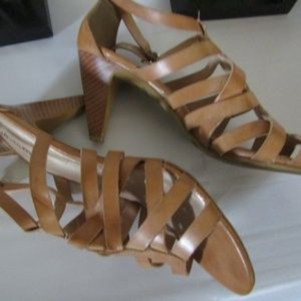 White Mountain Heel Strappy Sandals - Picture 2 of 6